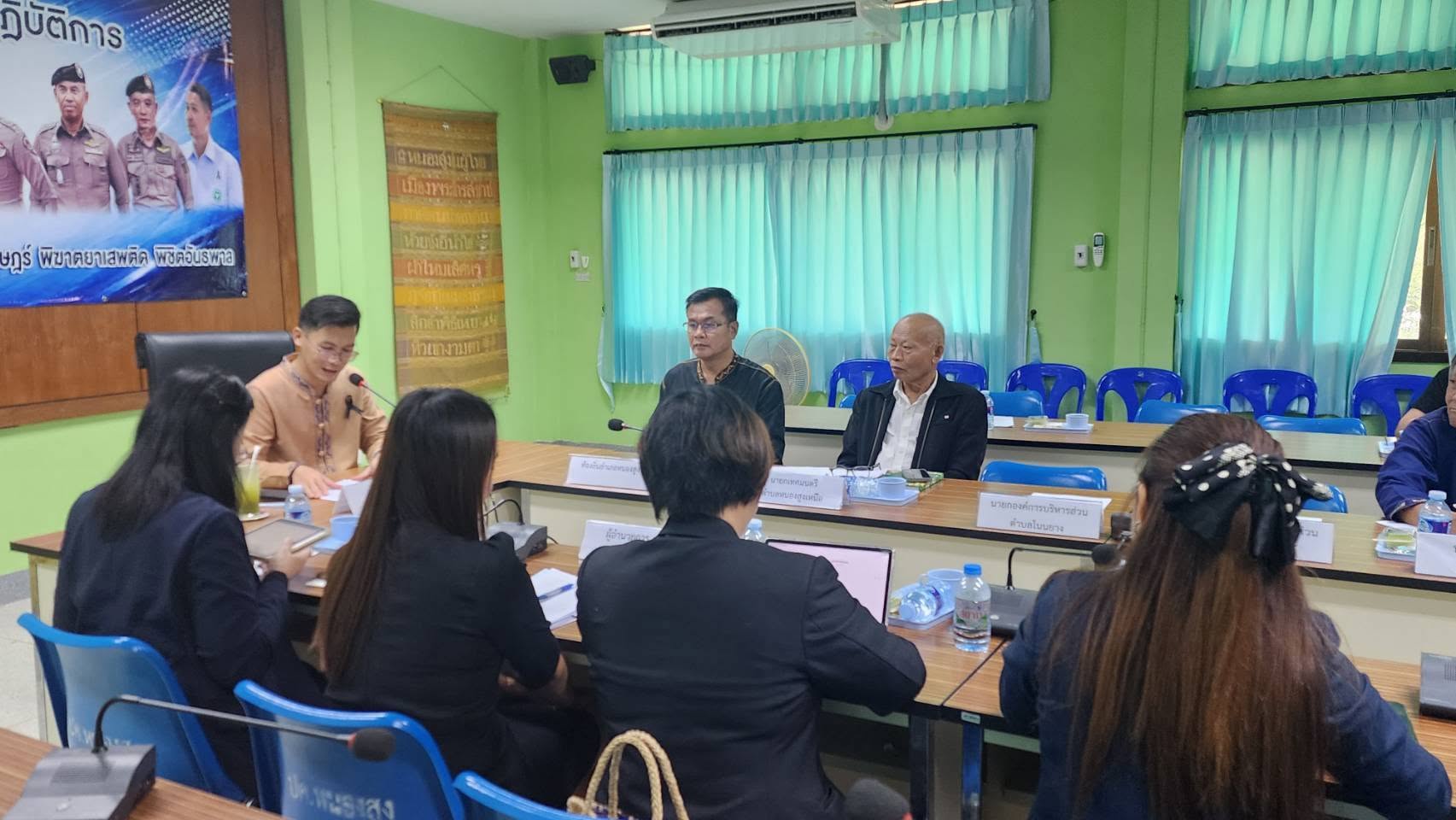 นายดาวเรือง กลางประพันธ์ รองนายกเทศมนตรีตำบลหนองสูงเหนือ เข้าร่วมประชุมติดตามการขับเคลื่อนการดำเนินงาน Thailand Zero Dropout ปีงบประมาณ พ.ศ. 2569