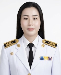 นางสาวณิชาพร วิเศษศรี